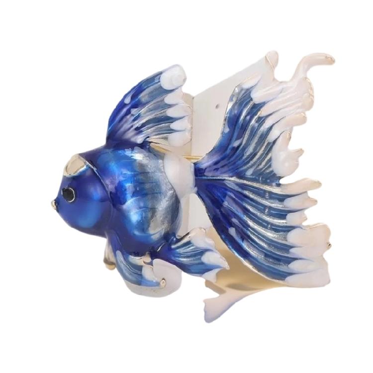 Goldfish Design Brooch Trendy Fish Pendant Lapel Pin Accessory Metal Enamel Detailing Clothing Accessories