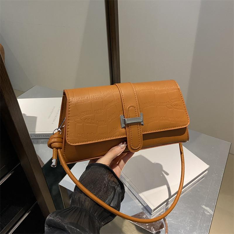 

Trendy Compact Shoulder Bag Sophisticated Pu Fashionable Handbag For Everyday Use коричневий