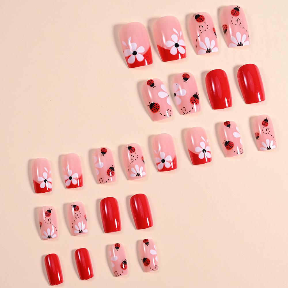 96 szt. 24*4 Krwiste Halloween Długie Migdały Sztuczne Paznokcie 3D Czarna Czerwona Pajęczyna Czaszka Przyklejane Paznokcie Pełne Pokrycie Manicure Dekoracje