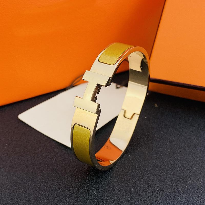 2026 Klasik Moda Trendi Bileklik Kadın Rose Gold Kart Tokalı Bileklik Takı Aksesuarları Genişlik 12MM