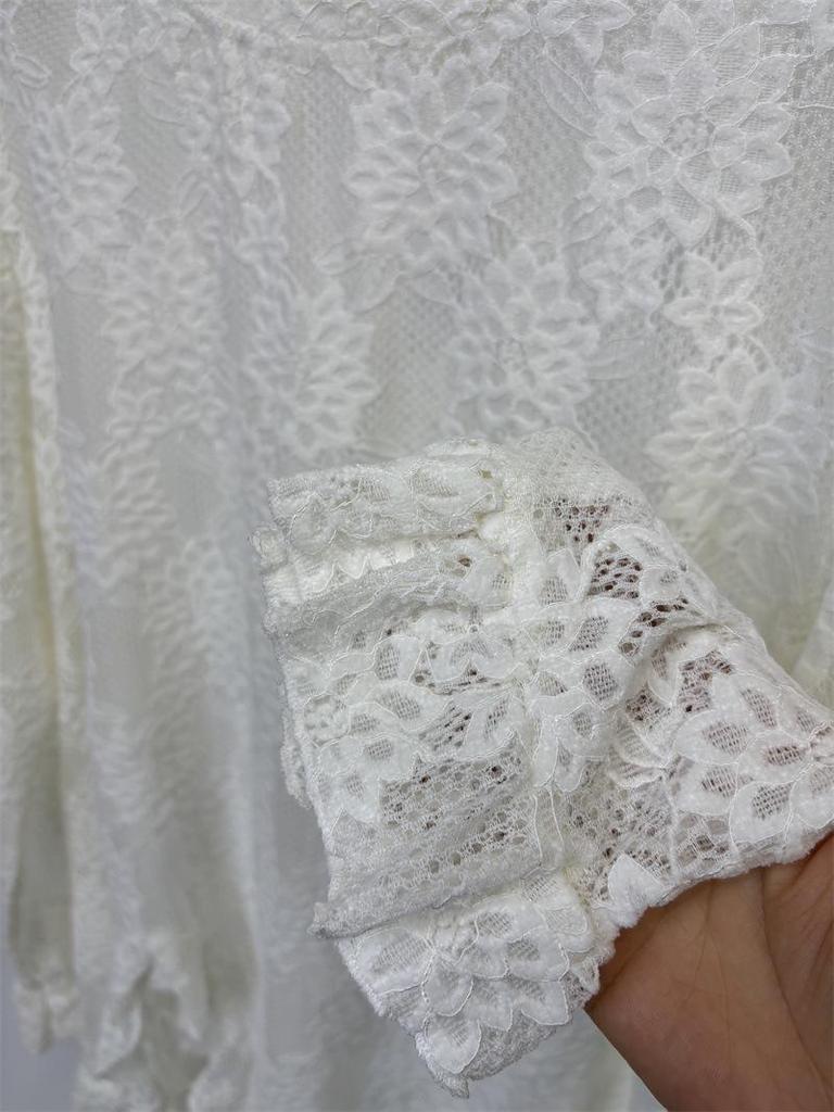 2025 Winter Exquisite Jacquard Lace Long Sleeve Irregular Hem Women's Shirt