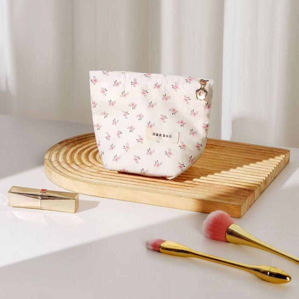 Fresh Style Floral Cosmetic Bag Large Capacity Elegant Multifunction Pouch Charming Portable Skincare Storage Organizer Causal
