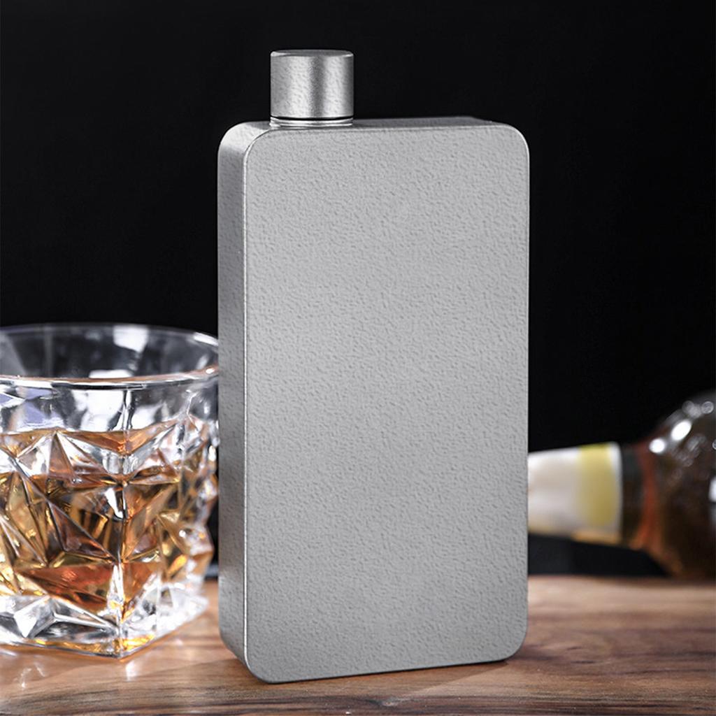 400ml Pure Ti Fles Outdoor Draagbaar Lichtgewicht Vierkante Ti Likeurfles met Roestvrijstalen Trechter Lekdicht voor Bar