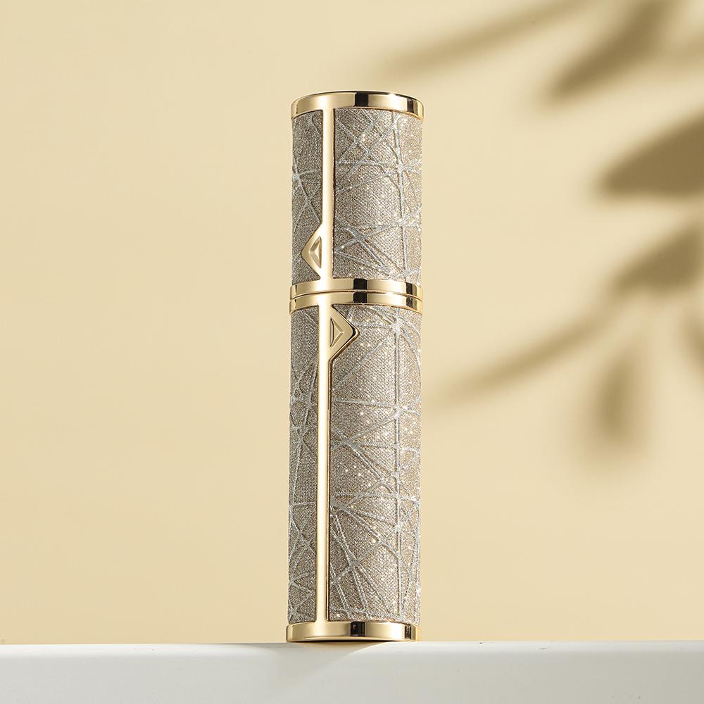 5ML Portable Compact Leather Perfume Bottle Multipurpose Sprayer Refillable Empty Perfume Atomizer for Travel Spray Bottle 1PC