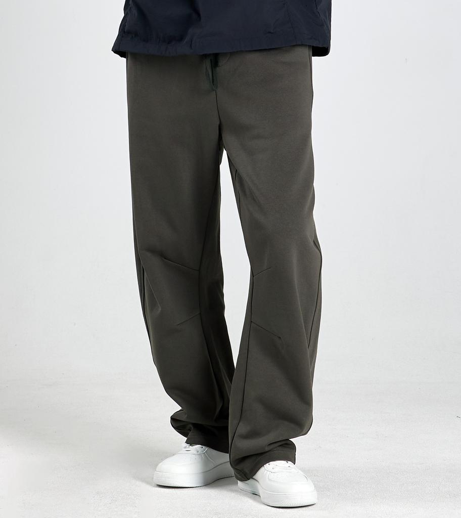 Beoteunseoul Curved Volume Line Elastic Waist Sweatpants (Khaki)