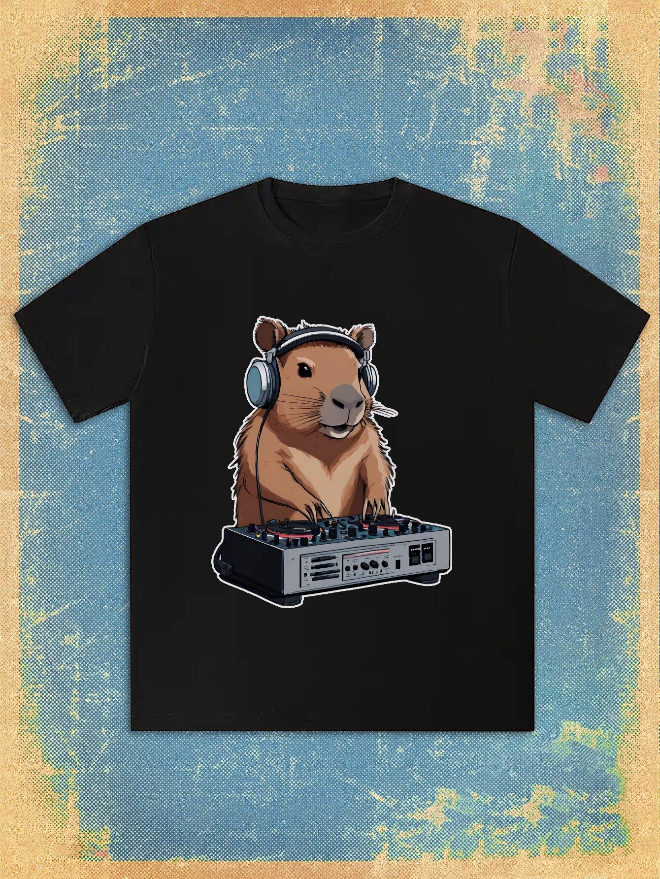 T-shirt Casual Crew Neck with Playful Capybara DJ Print - Black Short Sleeve Tee XS