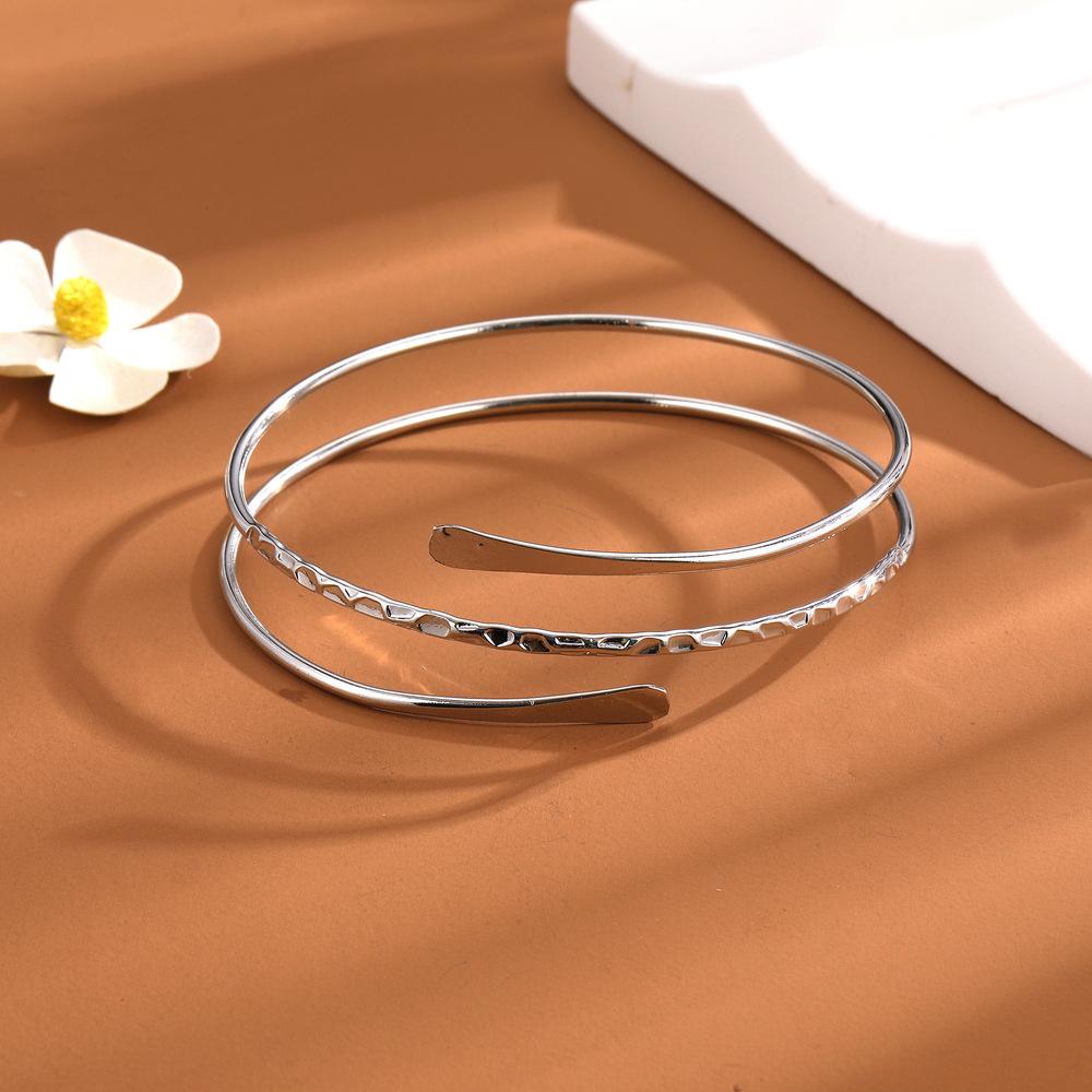 European and American exaggerated punk arm bracelet, hollow multi-layer glossy arm ring, snake-shaped metal bracelet open bracelet
