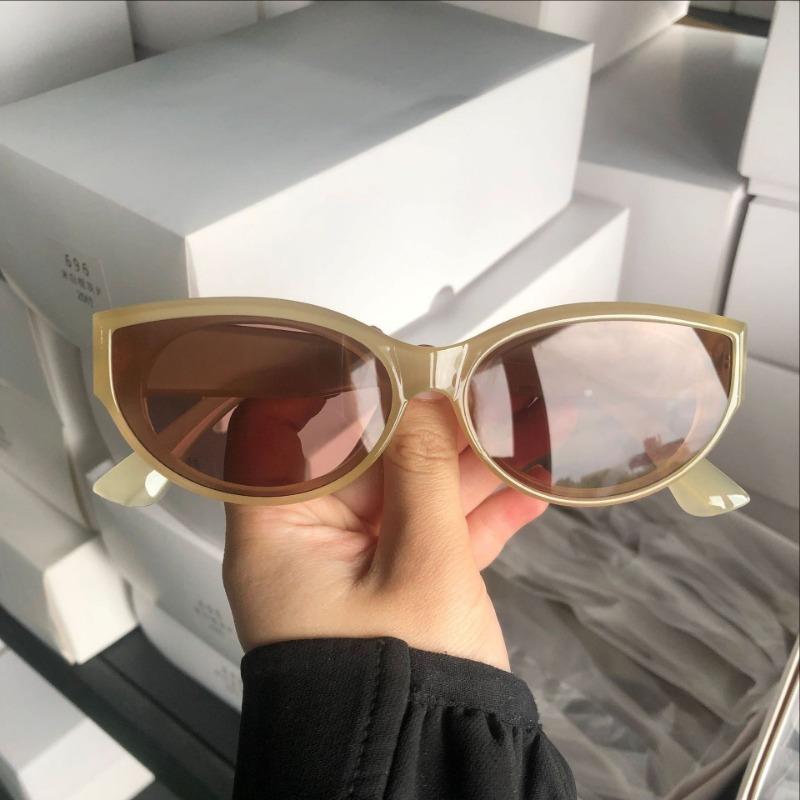Cat Eye New Oval Sunglasses Personalized Vintage Fashion Trendy Female Girls Shades Popular Brand Designer Eyewear Lentes