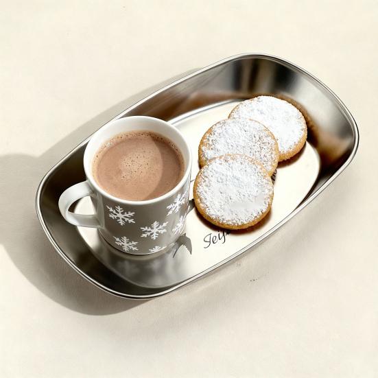 Stainless Steel Food Storage Tray Strawberry Bear Swallow Pattern Food Grade Portable Outdoor Picnic Fruit Snack Candies Serving Dish Plate