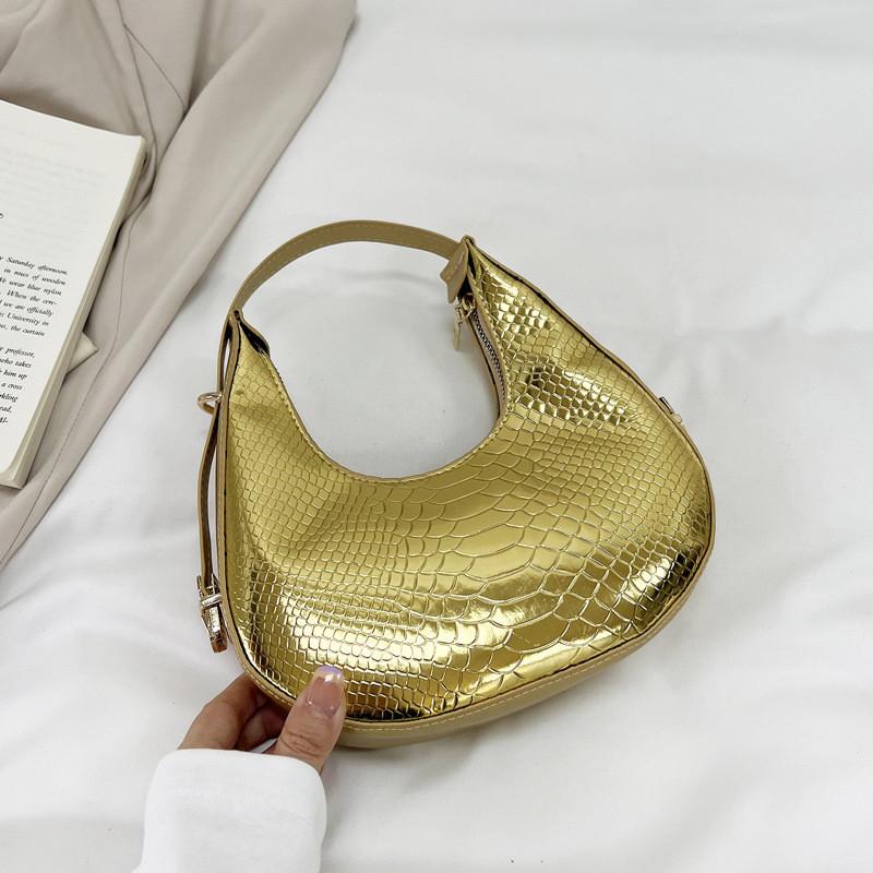 Stylish Crescent Shaped Shoulder Bag Trendy 2023 Summer Fashion Medium Size