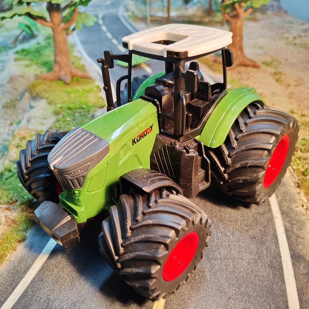 Farm Tractor Toy Set for Kids: Includes Various Types of Tractors and Tools, Suitable for Scene Entertainment and Gifting.
