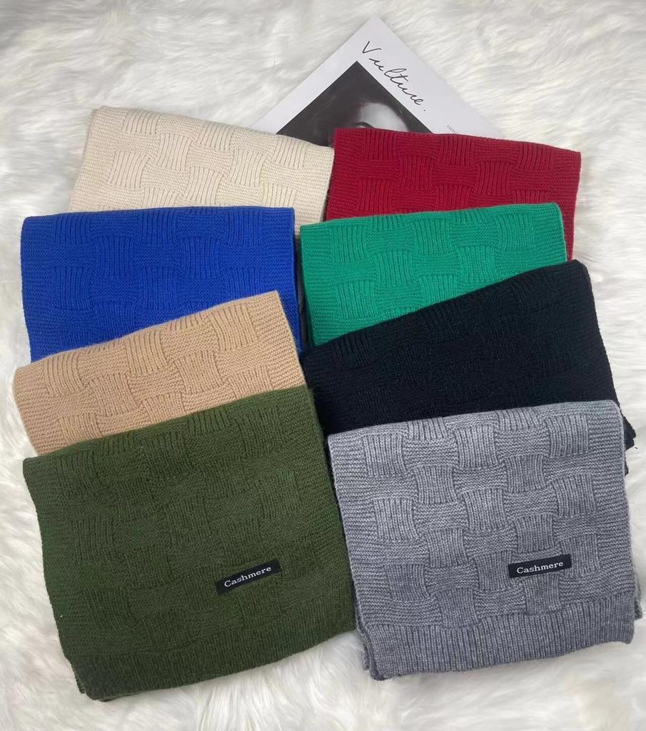 Popular green high-value scarf women's winter Korean version versatile student couple thickened warm knitted ins scarf