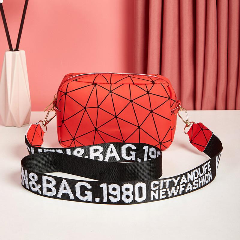 Yogodlns Fashion Laser Shoulder Messenger Bag Female Small Square Bag PU Leather Crossbody Bag Trendy New Mini Satchel Bag