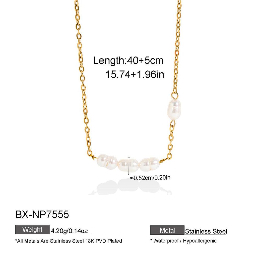 Elegant Gradient Freshwater Pearl Necklace: Fashionable 18K Gold-Plated Titanium Clavicle Chain, Long-Lasting and Versatile Design.