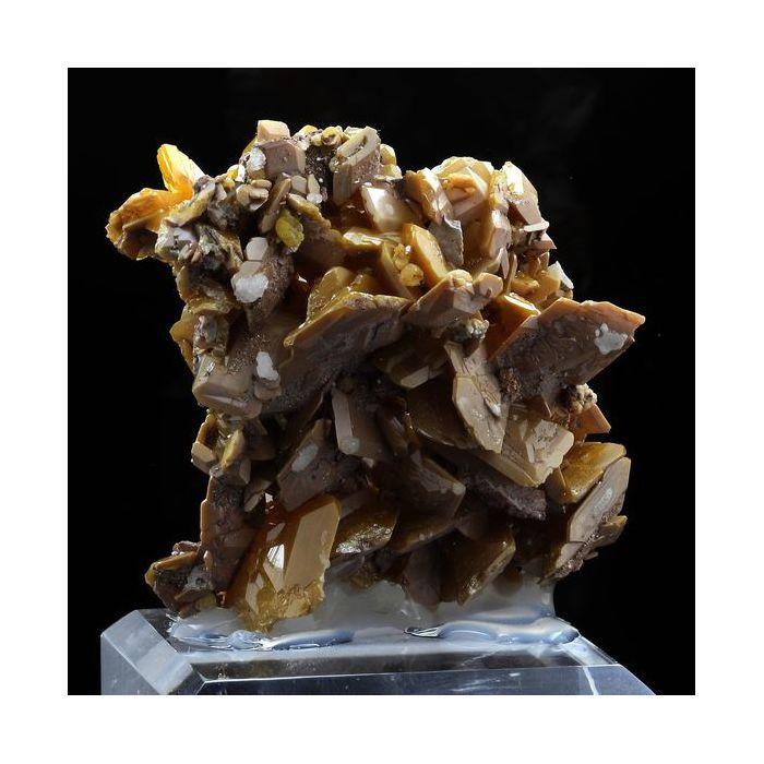 Pierres et Minéraux. Wulfenite. 898.0 ct. Sierra Mojina, Chihuahua, Mexique.