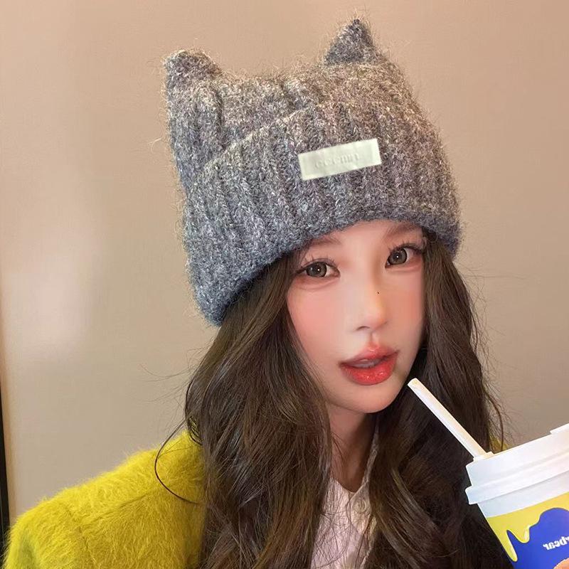 

Japanese Sweet and Cute Cat Ear Wool Hat for Women In Autumn and Winter Warm Ear Protection Plush Knit Hat Letter Cold Hat M（56-58cm）
