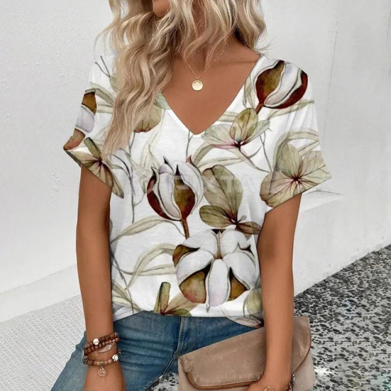 Women's V-neck T-shirt Fashion Fragmented Flowers Pattern T-shirt Comfortable Leisure Elegant Short Sleeved Women's T-shirt