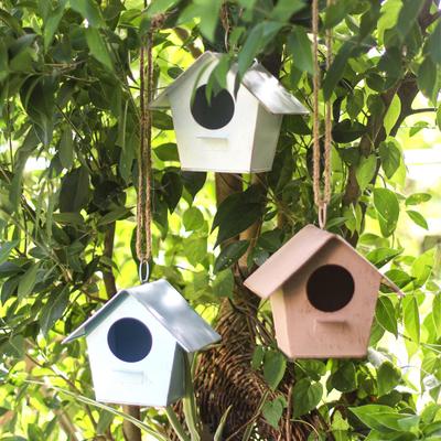 Wrought Iron Birdhouse Wall Hanging: Outdoor Garden & Balcony Decor