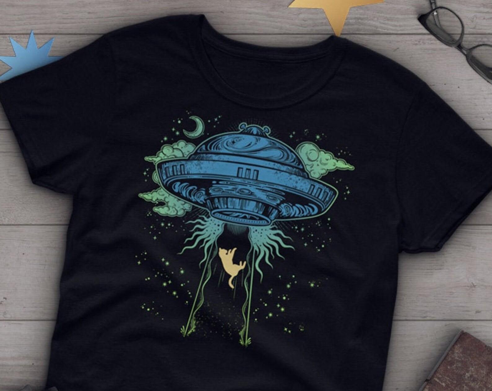 UFO Cat Shirt,  , Cat Lover Gift, Cool Cat T-shirt, Cat Lover TShirt, Pet Graphic Tee, Area 51, Funny Alien Tshirt, Extraterrestrial 130