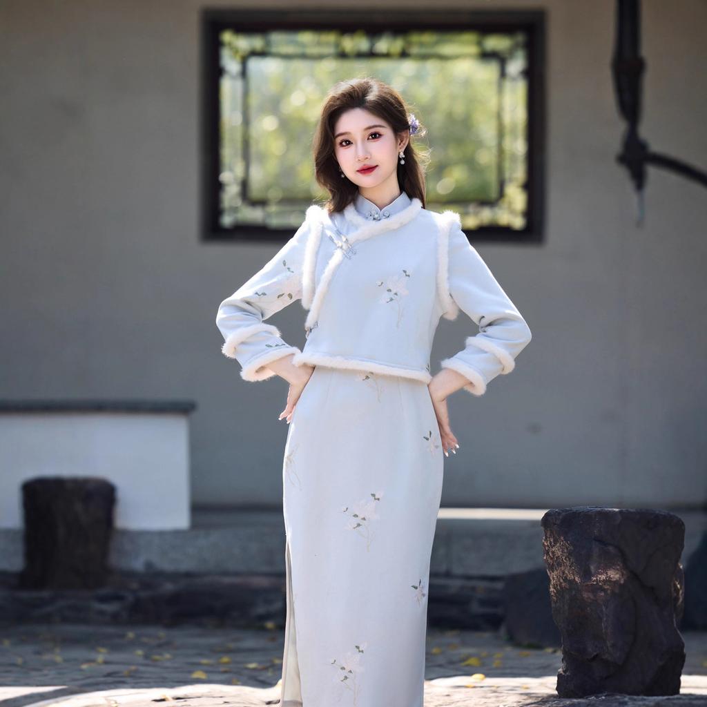 Beibai Lady Fan Embroidered Suede Cheongsam New Winter Warm Plush Collar New Chinese Style Two-piece Set