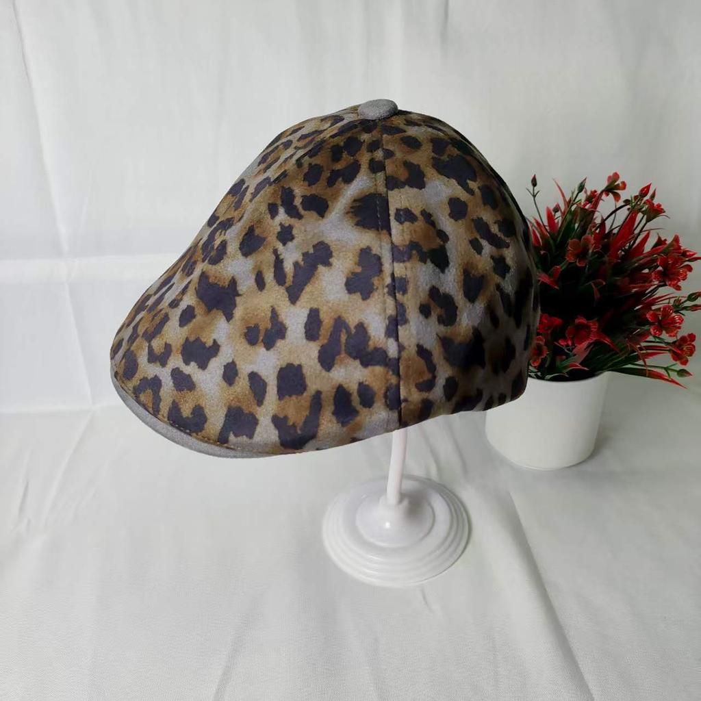 Spring and Autumn New Retro Fashion Leopard Print Forward Hat Children Outdoor Travel Versatile Face Little Beret Tide
