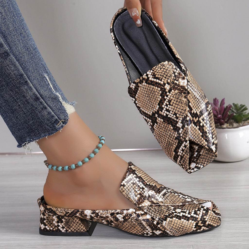2025 Fashion Half Slippers Female Square Head Personalized Open-toe Square Heel Sandals Fashion Low Heel Outside Wear Slippers