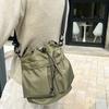 New Fashion Women'S Bag Large Capacity Drawstring Bucket Bag Simple Workwear Style Nylon Shoulder Bag For Women Handbag