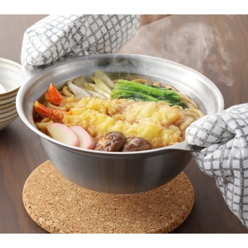Yoshikawa 18cm Stainless Steel Two-Handled Pot, Gas and Induction Compatible, Ideal for Bowls and Ramen, Made in Japan, Deep, with Graduations, Serves