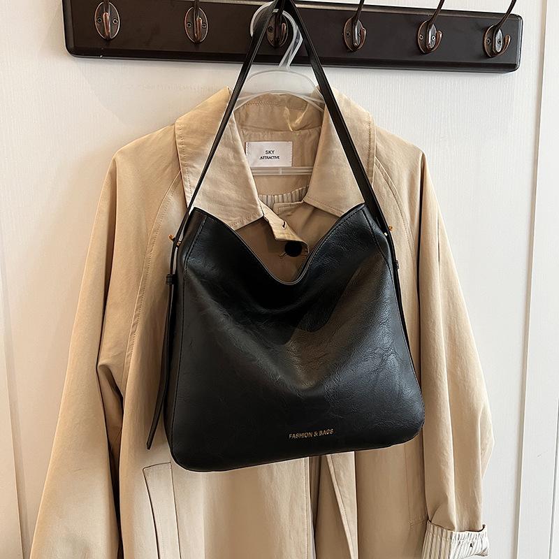 Осенняя ретро премиум сумка подмышку женская сумка 2025 новая простая сумка-ведро большой вместимости широкий плечевой ремень сумка-мессенджер