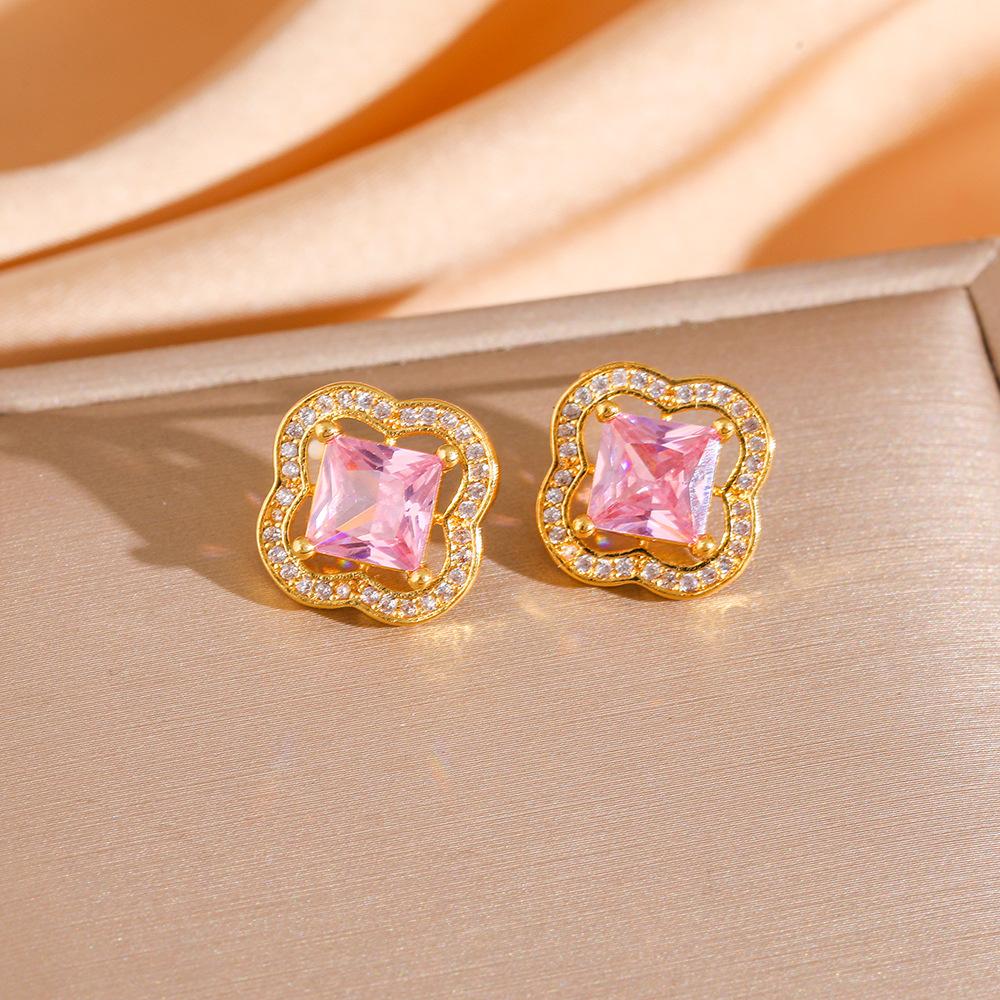 Four-leaf Clover Stylish and Elegant Light Luxury Pendant Zircon Exquisite Clavicle Chain Earrings Titanium Steel Necklace Set