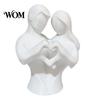 3D Molded Couple Statue Printed Heart Statue, Abstract Minimalist Lovers Embrace Figurine, Romantic Desktop Stable Base Ornament Decor for Living Room