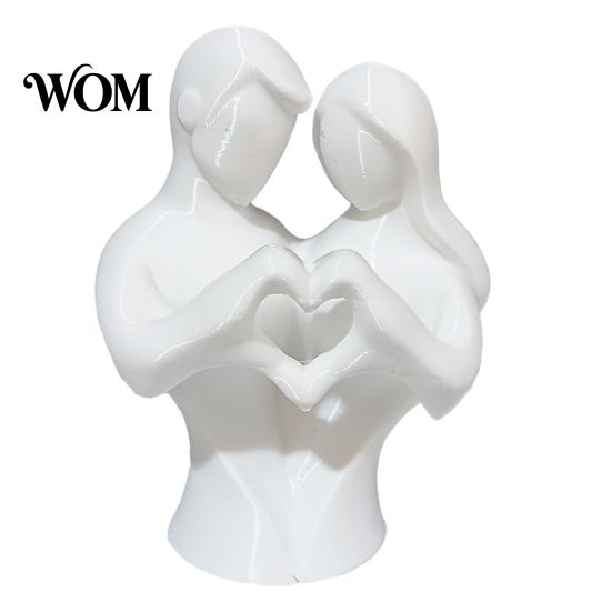 3D Molded Couple Statue Printed Heart Statue, Abstract Minimalist Lovers Embrace Figurine, Romantic Desktop Stable Base Ornament Decor for Living Room