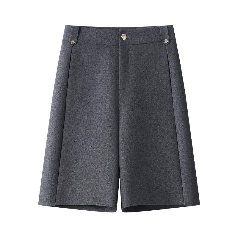

Women s Gray A-Line Wide-Leg High-Waisted Suit Shorts - Autumn/Winter 2024 Collection. L