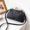 European & American Lychee Pattern Retro Shell Bag: 2026 Versatile Simple Shoulder & Chain Handbag for Women.