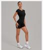 Damen-Jumpsuit mit überkreuztem Rücken und verstellbaren Trägern: Rundhalsausschnitt, Enganliegend, Po-Hebende Shorts, Yoga-Bodysuit (Modell 2701)