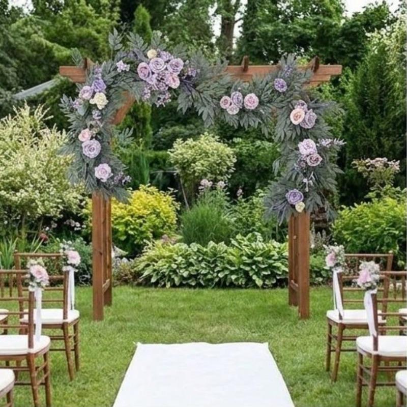 Artificial rose vines for Western-style wedding decorations, suitable for outdoor patios, holiday parties, and home décor.