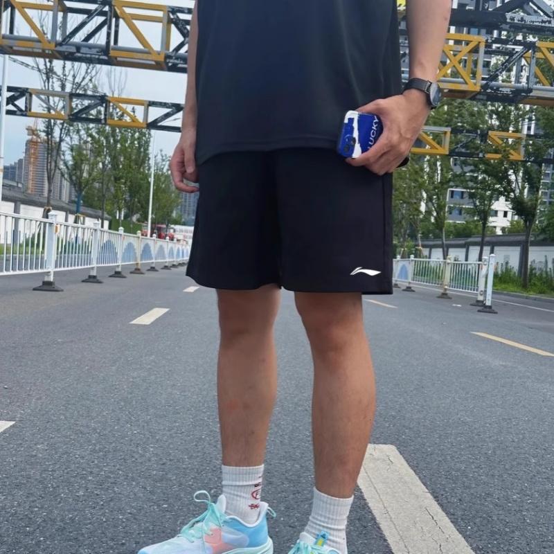 Li Ning Sports Lifestyle Series Quick-Dry Breathable Running Fitness Beach Shorts Unisex shorts Black LSKV409-1