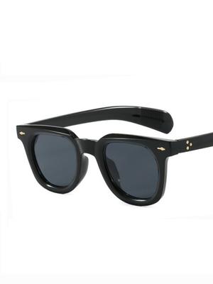 Vintage Square Sunglasses for Men Women Fashion UV400 Protection Oversized Rivets Rectangle Driving Eyewear