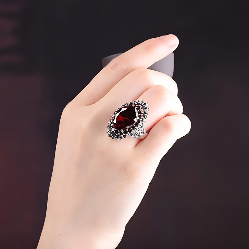 Retro Exaggerated Design Elegant Women's Fashion Oval Artificial Synthetic Red Garnet Ring Classic Design Women's EngaSynthetic Gemstoneent and Propos
