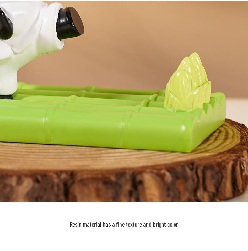 Kung Fu Panda Phone & Tablet Holder: Creative Resin Desktop Stand & Ornament