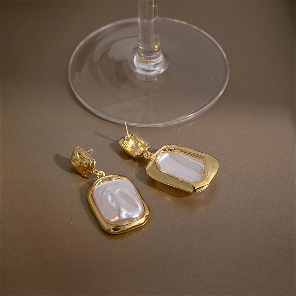 Geometric Folds Imitation Pearl Square Pendant Earring for Women Sweet Gift Simple Temperament Creative Jewelry Accessory