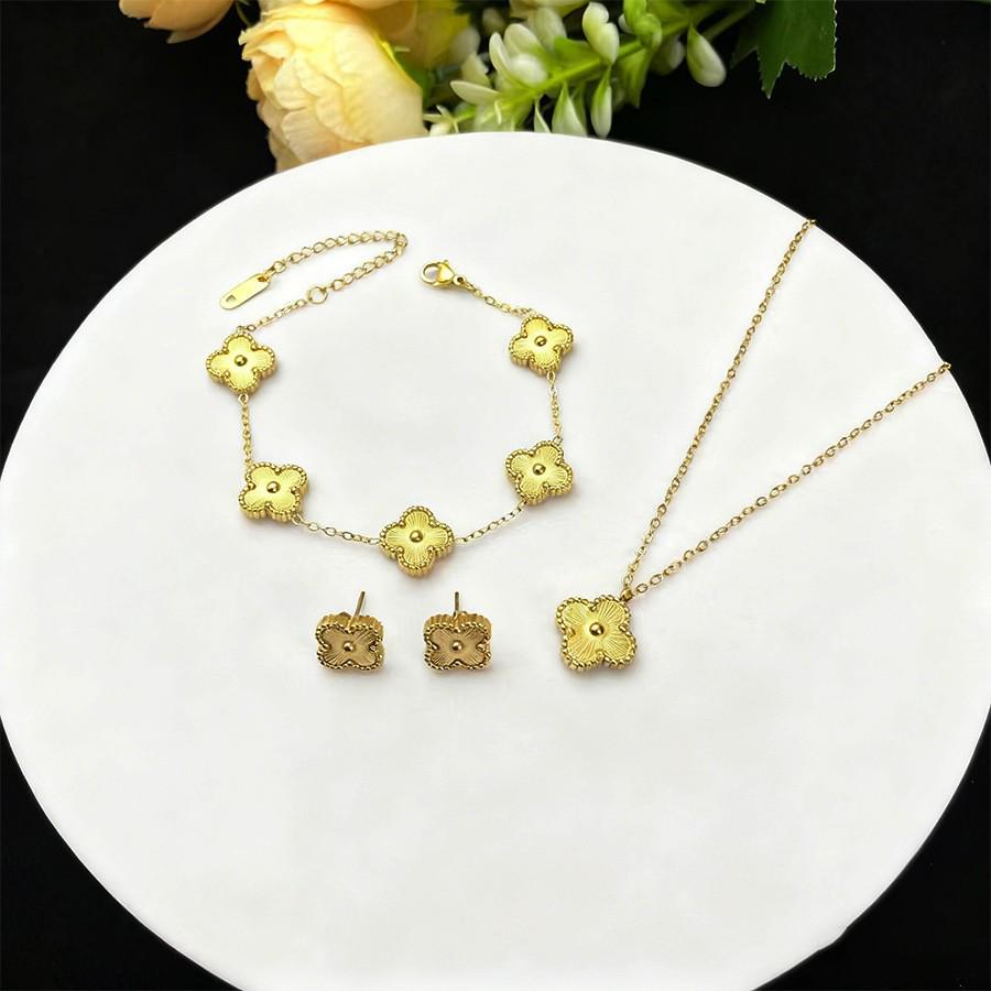 Ensemble de bijoux trèfle à quatre feuilles doré 13 mm: Bracelet, Collier, Boucles d'oreilles - Style Classique Haut de Gamme