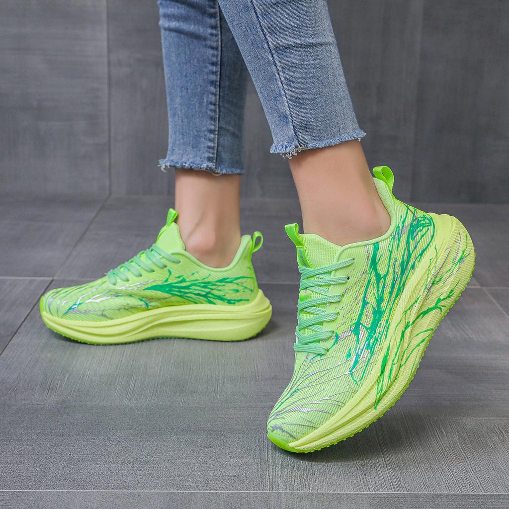 Women Casual Sports Shoes Breathable Lightweight Sneakers Anti-slip Flats Outdoor Running Walking Shoes Female Vulcanized Shoes