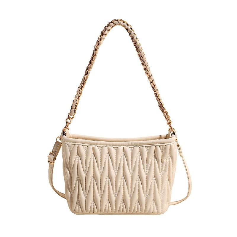 Autumn and winter high-end messenger small bag women's new pleated rhombus chain bucket bag shoulder handbag