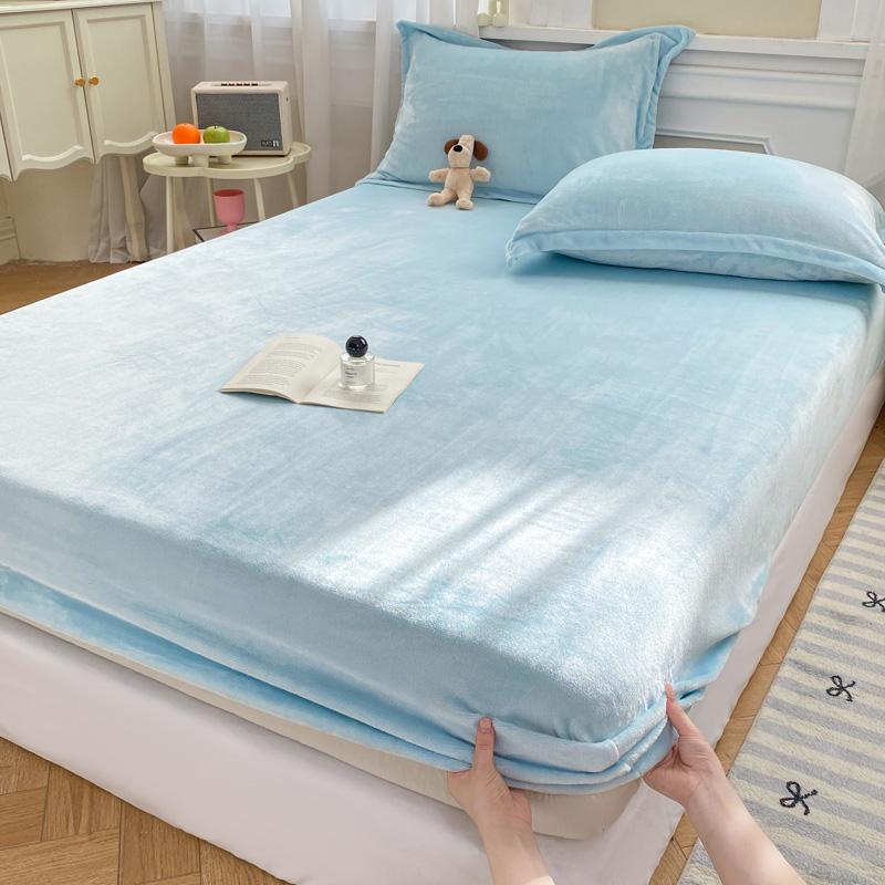 1pc Flannel Fleece Bed Sheet Solid Color Bed Cover Velvet Fitted Sheet Non-slip Bed Linen Warm 90x200 Mattress Protectors