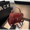 IELGY Autumn Winter Retro Ladies Messenger Bag All-Match Portable Small Square Bag