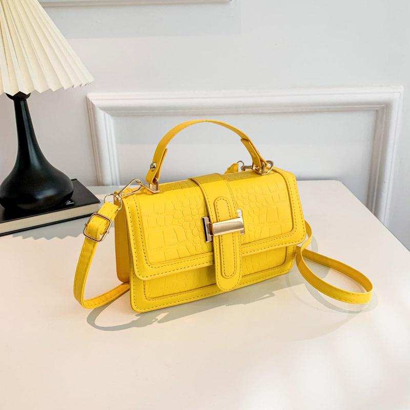 

Spring retro fashion handbag women s 2025 new stone pattern small square bag versatile simple shoulder messenger bag жёлтый
