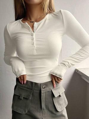Avrupa ve Amerika'da Çok Satan Kadınlar için Slim Fit Yarım Düğmeli Uzun Kollu Tişört