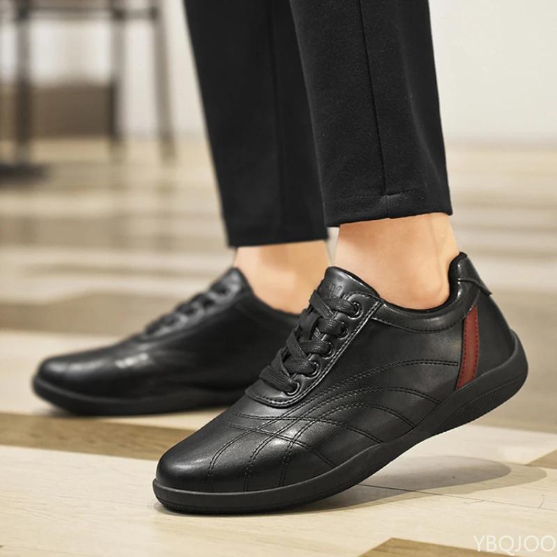 Fashion British Style Plus Size Men's Shoes Casual New Versatile Board Shoes Sports Flat Bottom Vulcanized Single Shoes Zapatos Hombre