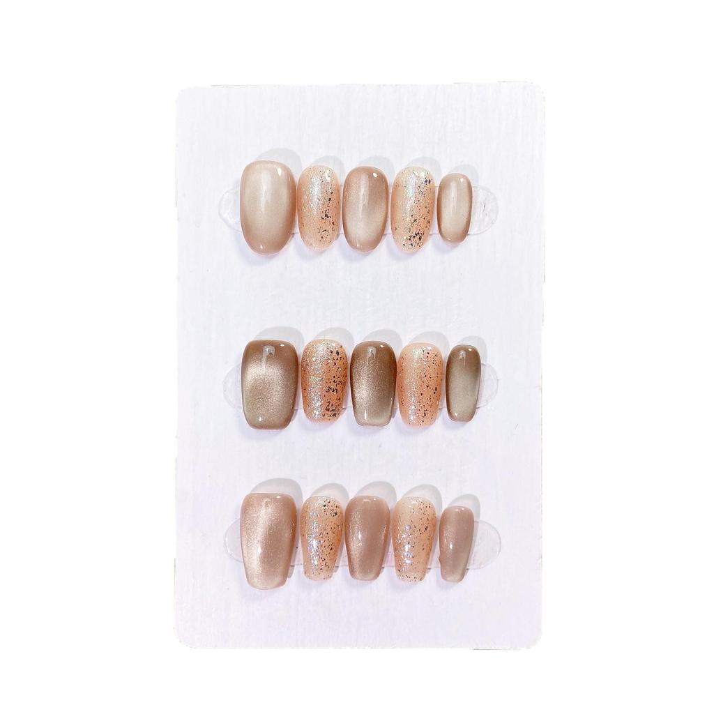 2026 Trendy Luxury Cat Eye Glitter Wearable Nail Tips - High-End Bright White Internet Celebrity Style